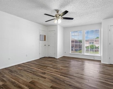 2205 Chase Court - Photo Thumbnail 18