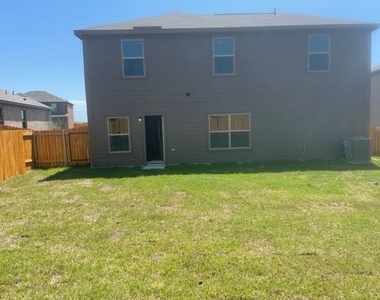 210 Drifter Drive - Photo Thumbnail 21