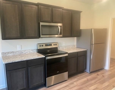 210 Drifter Drive - Photo Thumbnail 18