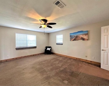 513 Rock Hill Road - Photo Thumbnail 12