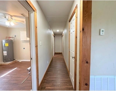 513 Rock Hill Road - Photo Thumbnail 22