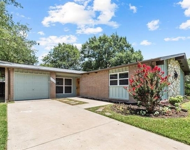 806 Greenhaven Drive - Photo Thumbnail 1