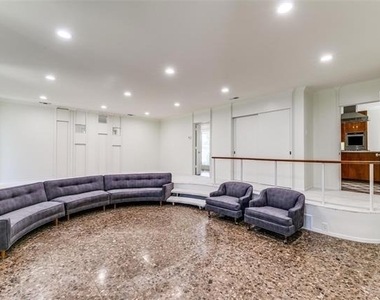 5543 Winston Court - Photo Thumbnail 15