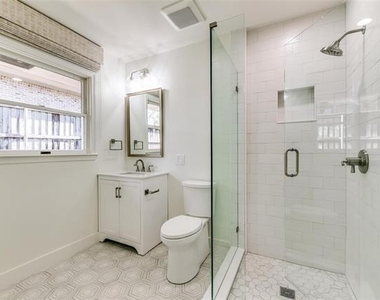 5543 Winston Court - Photo Thumbnail 19