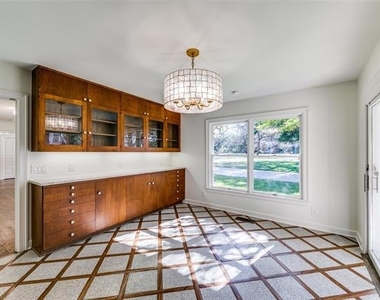5543 Winston Court - Photo Thumbnail 11