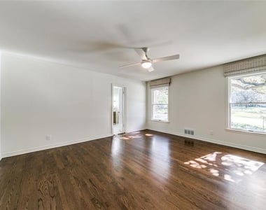 5543 Winston Court - Photo Thumbnail 16