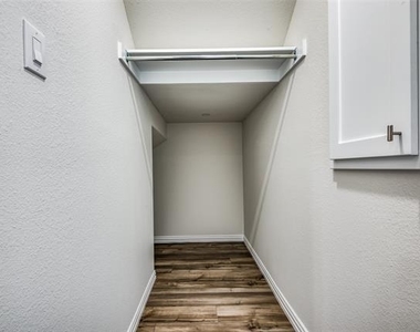 12813 Teton Street - Photo Thumbnail 22