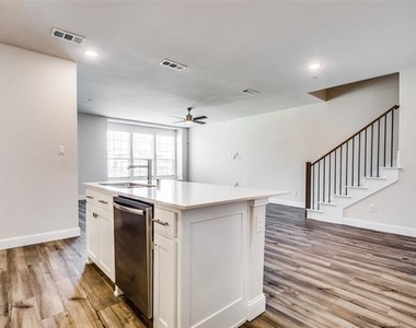 12813 Teton Street - Photo Thumbnail 10