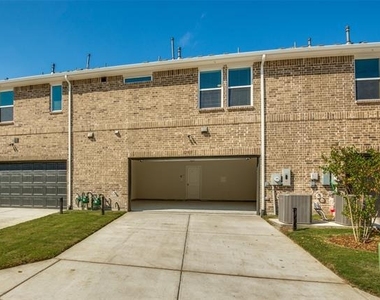 12813 Teton Street - Photo Thumbnail 24