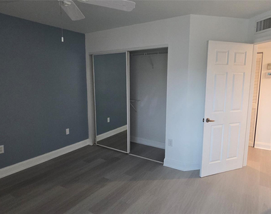 7558 Trent Drive - Photo Thumbnail 9