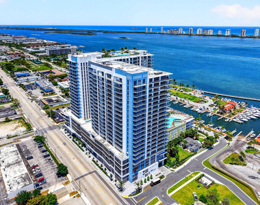 220 Lake Shore Drive - Photo Thumbnail 70