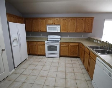 4188 Cherry Ridge Drive - Photo Thumbnail 16