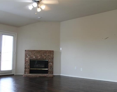 4188 Cherry Ridge Drive - Photo Thumbnail 10