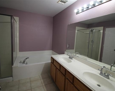 4188 Cherry Ridge Drive - Photo Thumbnail 12
