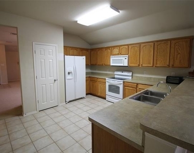 4188 Cherry Ridge Drive - Photo Thumbnail 15