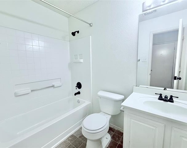 6332 Apalachee Trail - Photo Thumbnail 3