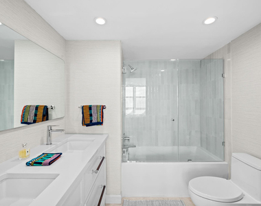 2841 N Ocean Boulevard - Photo Thumbnail 11