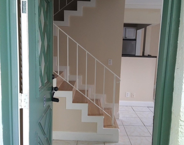 8903 Nw 28th Drive - Photo Thumbnail 1