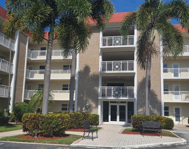 3100 Ne 48th Court - Photo Thumbnail 47