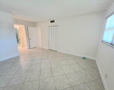 3100 Ne 48th Court - Photo Thumbnail 27