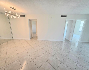 3100 Ne 48th Court - Photo Thumbnail 32