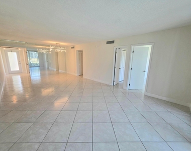 3100 Ne 48th Court - Photo Thumbnail 41