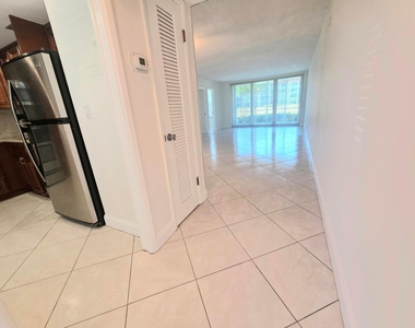 3100 Ne 48th Court - Photo Thumbnail 36