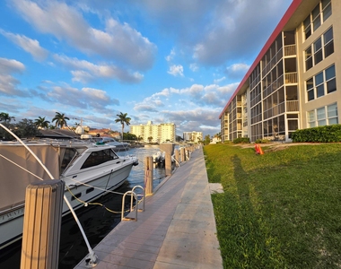 3100 Ne 48th Court - Photo Thumbnail 18