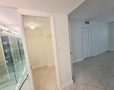 3100 Ne 48th Court - Photo Thumbnail 29