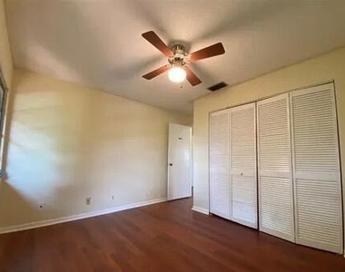 8321 Sw 39th Court - Photo Thumbnail 28