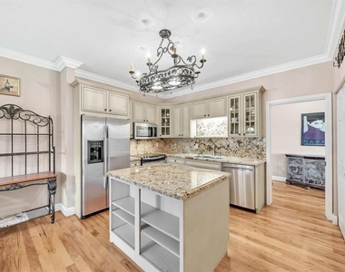 7644 Elmridge Drive - Photo Thumbnail 40