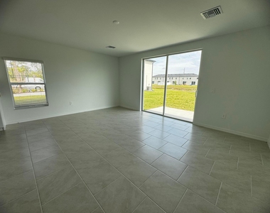 4264 Cirella Court - Photo Thumbnail 2