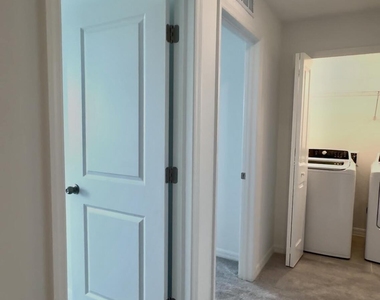 4264 Cirella Court - Photo Thumbnail 11