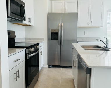 4264 Cirella Court - Photo Thumbnail 7