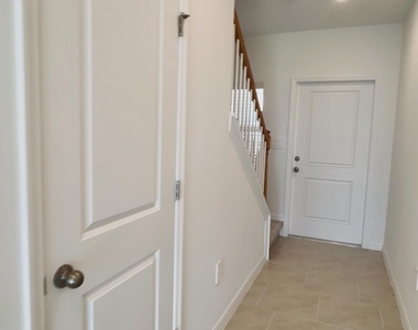 4264 Cirella Court - Photo Thumbnail 5