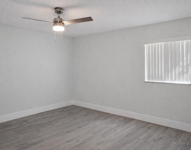 2613 Sw Natura Avenue - Photo Thumbnail 12