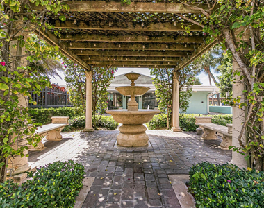 2613 Sw Natura Avenue - Photo Thumbnail 19