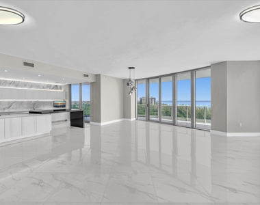 701 N Fort Lauderdale Beach Boulevard N - Photo Thumbnail 22