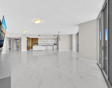 701 N Fort Lauderdale Beach Boulevard N - Photo Thumbnail 33