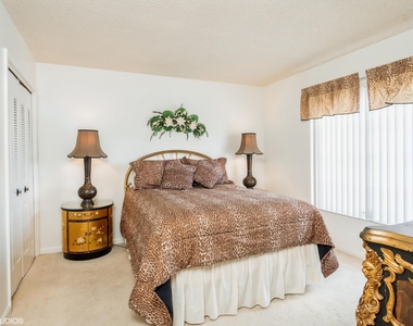 250 John F Kennedy Drive - Photo Thumbnail 5
