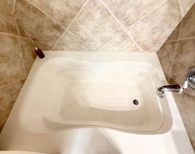 804 E Windward Way - Photo Thumbnail 15