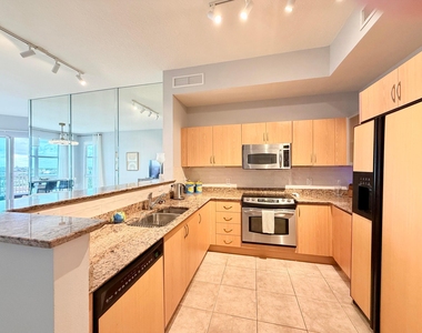 804 E Windward Way - Photo Thumbnail 24