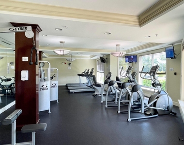 804 E Windward Way - Photo Thumbnail 36