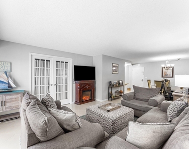 3215 S Ocean Boulevard - Photo Thumbnail 14