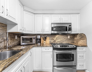3215 S Ocean Boulevard - Photo Thumbnail 6
