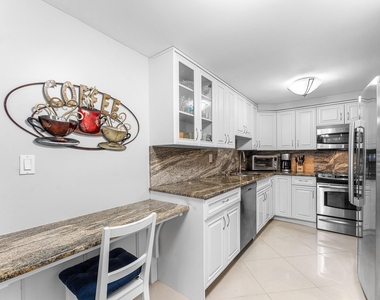 3215 S Ocean Boulevard - Photo Thumbnail 4