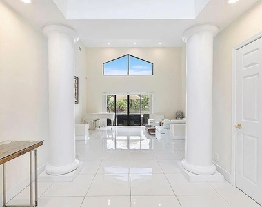 4551 Nw 26th Place - Photo Thumbnail 36