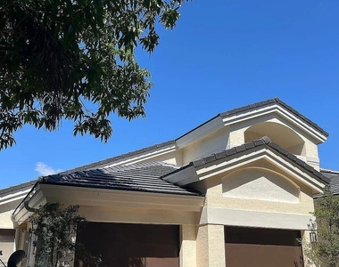 4551 Nw 26th Place - Photo Thumbnail 1