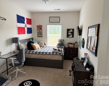 4680 Courtney Creek - Photo Thumbnail 24