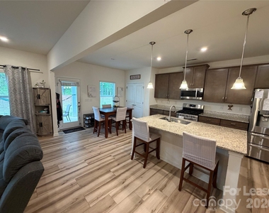 4680 Courtney Creek - Photo Thumbnail 6